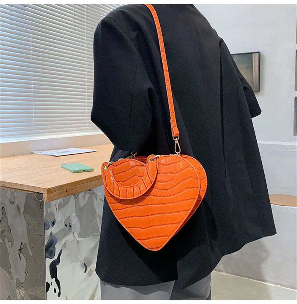 Shoulder Crossbody Bag Female Heart-shaped Leather Tote Phone Bags