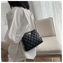 Soft Leather Shoulder Bag Chain Crossbody Large Capacity Bucket Bag