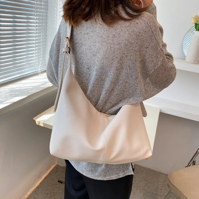 Vintage Style High Capacity Women Shoulder Bag
