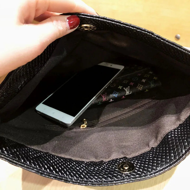 Snake Pattern Clutch Bag European Style Party Shoulder Bag