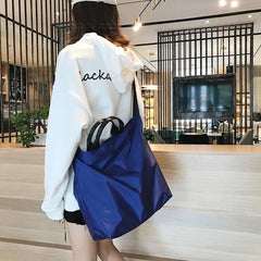 Casual Shoulder Bag Women Large-Capacity Crossbody Waterproof Travel Messenger B