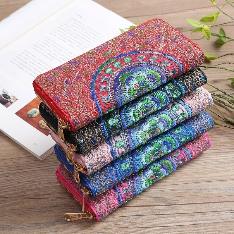 Ladies Retro Embroidered Wallet Ethnic Style Hand Carry Wallet