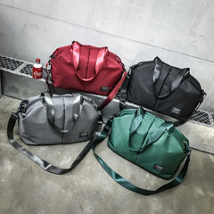 Large Capacity Travel Duffle Bag for Men and Women