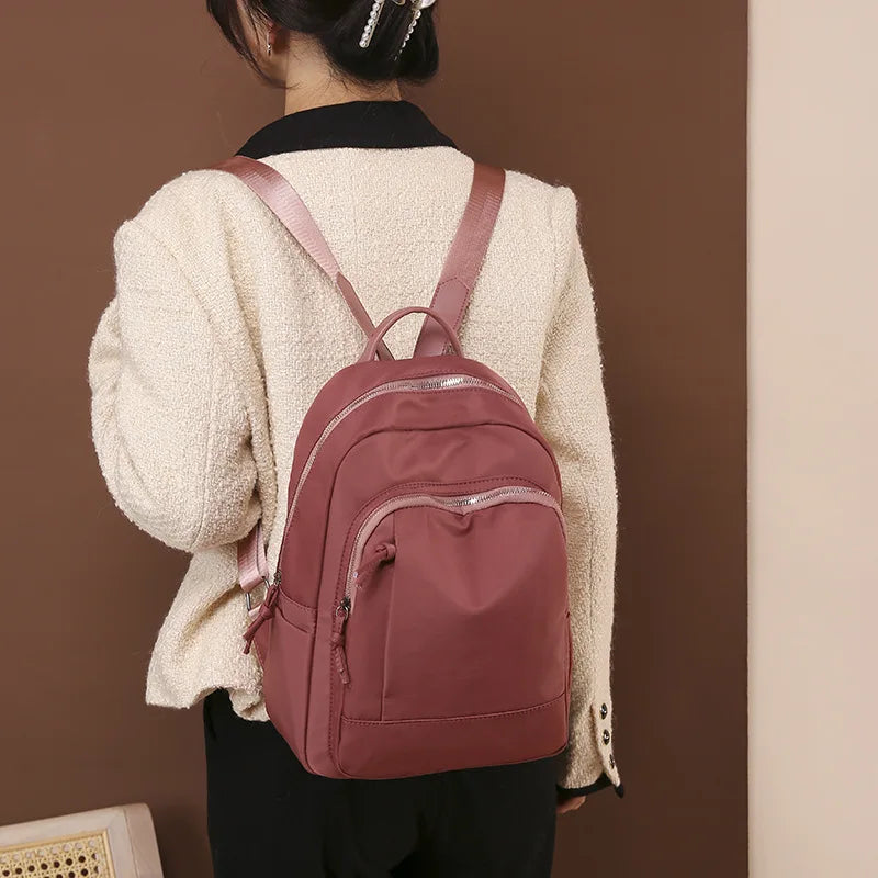 Casual Backpack for Women Lightweight Waterproof Large-capacity Schoolbag