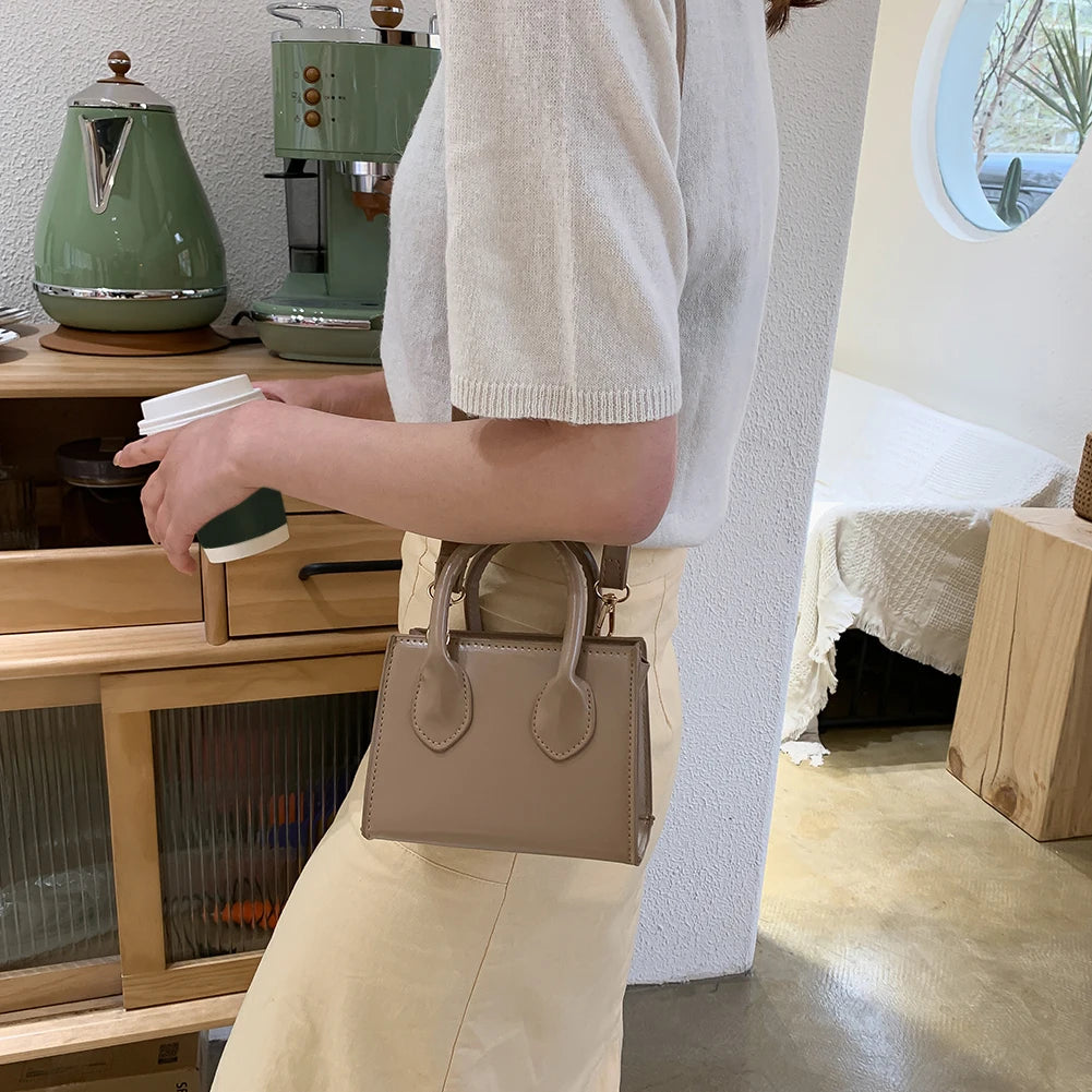 Retro PU Women Shoulder Totes Bag Portable Leather Handbag Personality Solid Fem