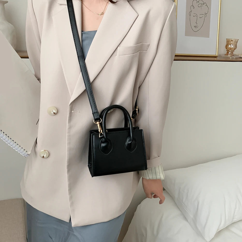 Retro PU Women Shoulder Totes Bag Portable Leather Handbag Personality Solid Fem