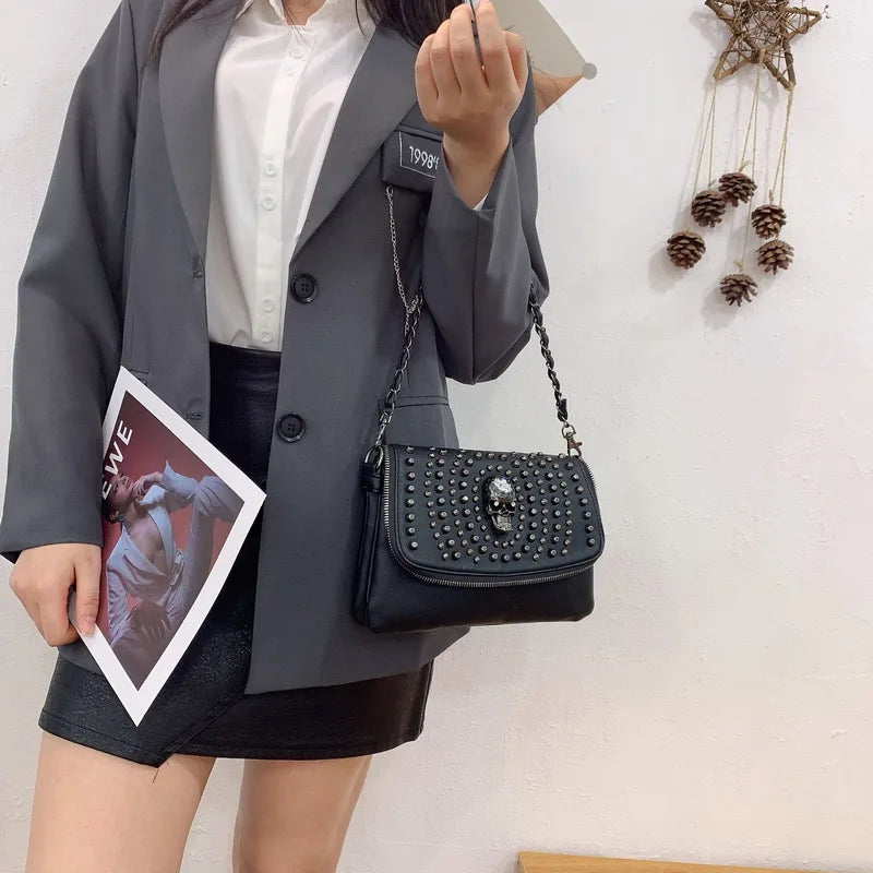 Rivet Women Bags Punk Skull Crossbody Bag Female Tote Bags Rock Small Flap Bags