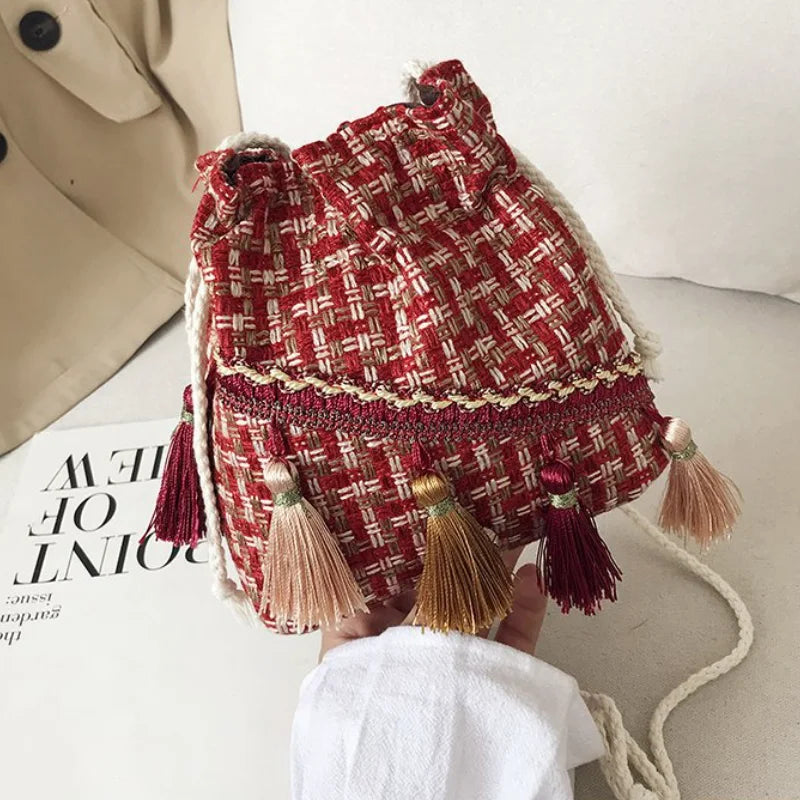 National Style Bucket Bag Tassel Messenger Bag All-match