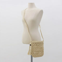 Straw Crossbody Bag Hollow Floral Tassel Messenger B