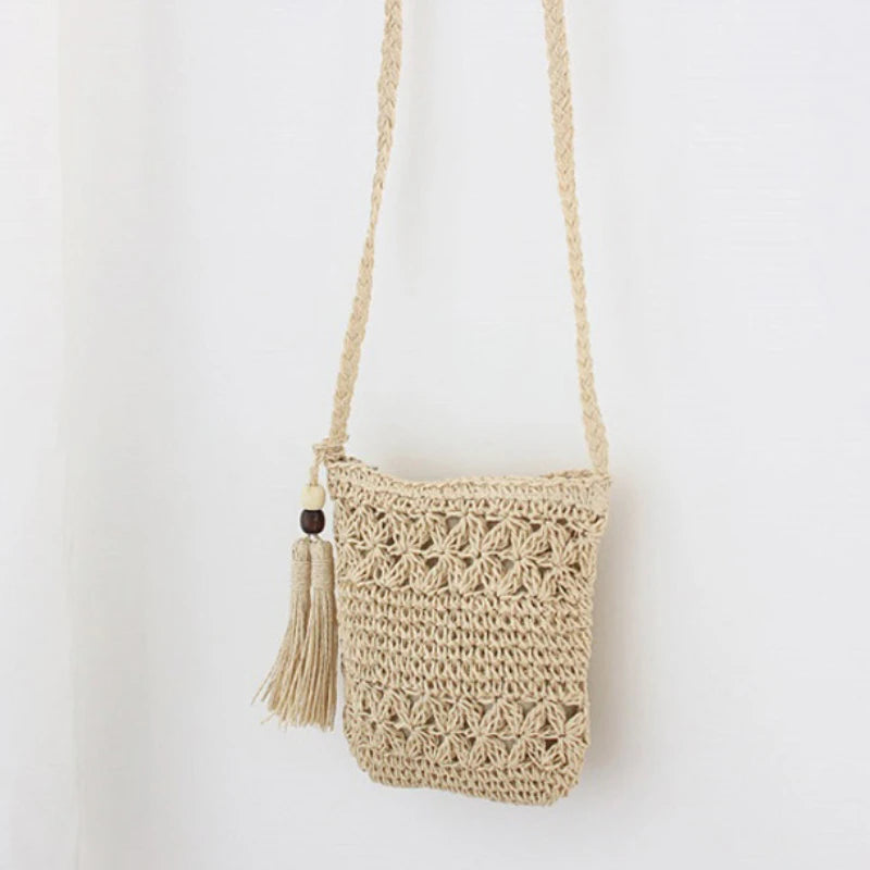 Straw Crossbody Bag Hollow Floral Tassel Messenger B
