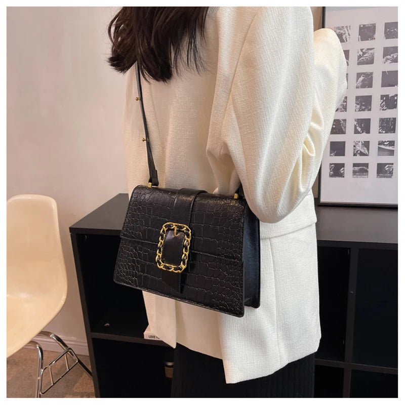 Retro One Shoulder Cross Body Women's Bag