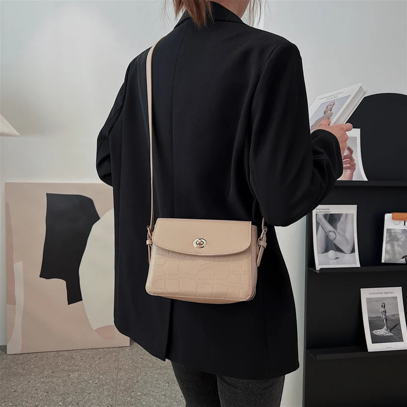 Women's Shoulder Bag PU Leather Female Bag Hardware Lock Flip