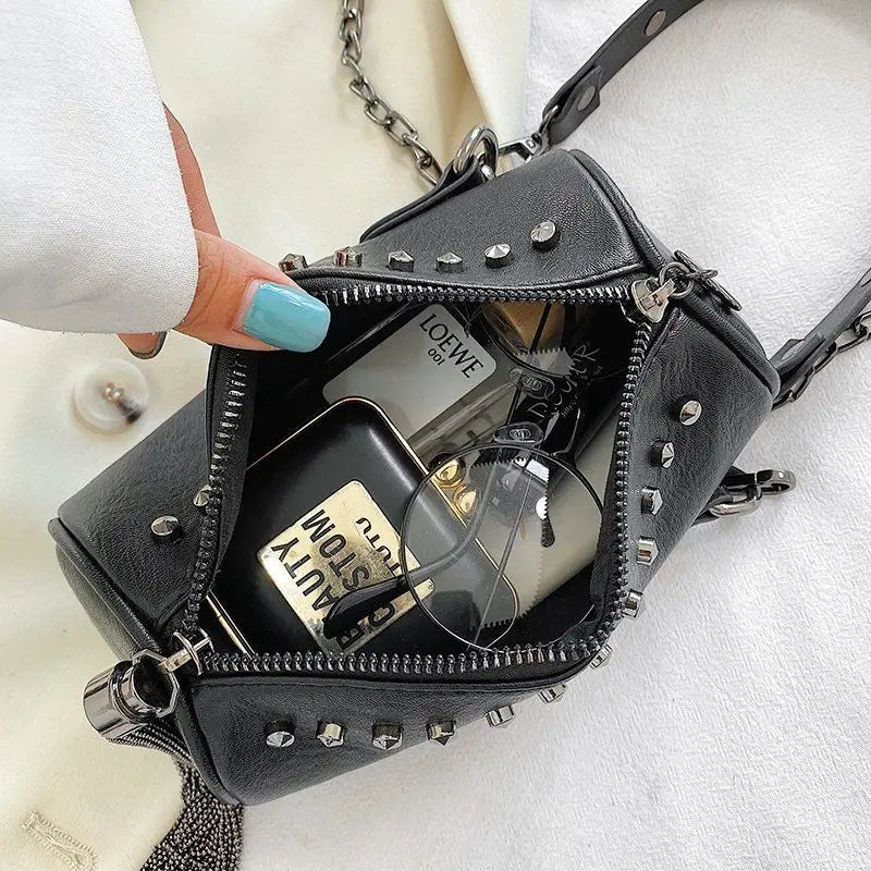 Vintage Fringe Bucket Bag Punk Chain Women's Shoulder Crossbody Bag