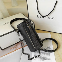 Vintage Fringe Bucket Bag Punk Chain Women's Shoulder Crossbody Bag