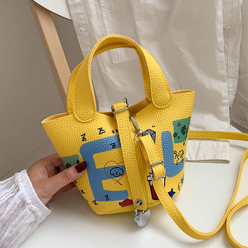 Doodle Letter Messenger Shoulder Bag Girls Drawstring Bucket Crossbody Bag