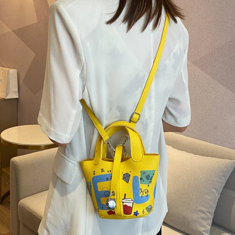 Doodle Letter Messenger Shoulder Bag Girls Drawstring Bucket Crossbody Bag