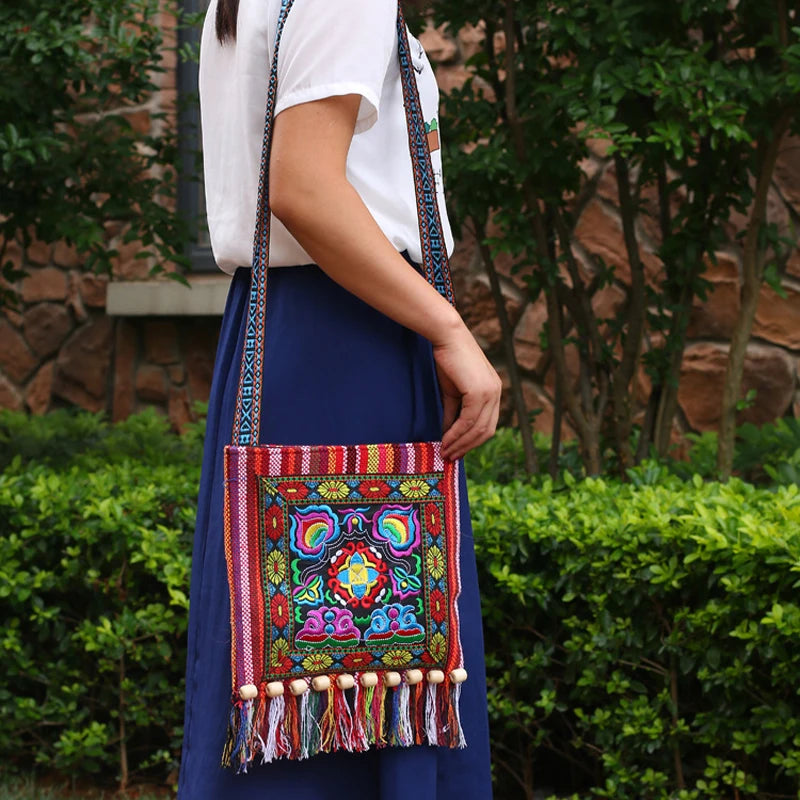 Bohemia Bags Vintage Ethnic Shoulder Bag Embroidery Tassel Tote Messenger