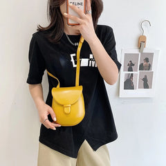 Women Shoulder Crossbody Bag Small Retro Horseshoe Packet Strap