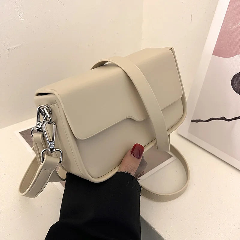 Women's Minimalist Retro Shoulder Bag