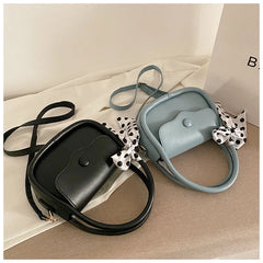 Retro Wild Webbing Solid Flap Shoulder Bag