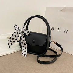 Retro Wild Webbing Solid Flap Shoulder Bag