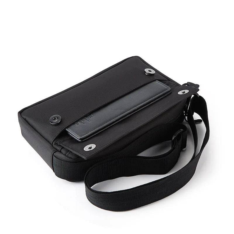 Men's Chest Bag Outdoor Messenger Bag Small Square Bag