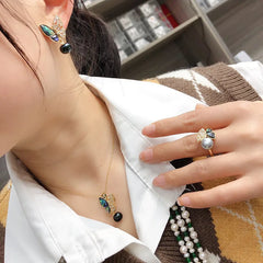 Freshwater Pearl Butterfly Abalone Bedietray Set