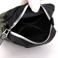 Reflective Outdoor Sports Messenger Bag Close Fitting Unisex Small Bag