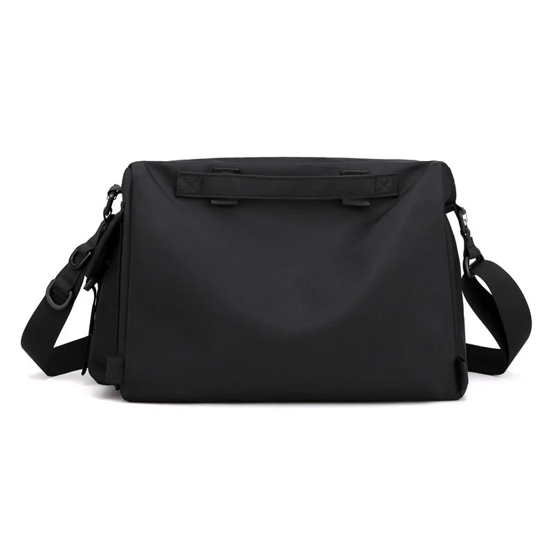 Outdoor Single Shoulder Messenger Bag High-capacity Travel Backpack