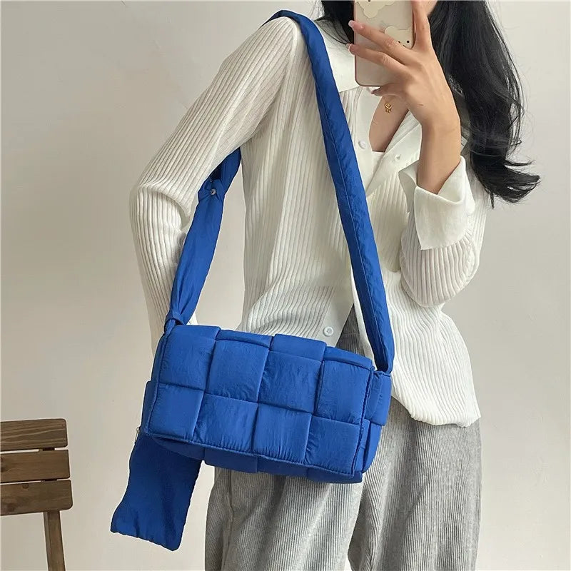 Niche Pillow Bag Female Senior Sense Woven Bag