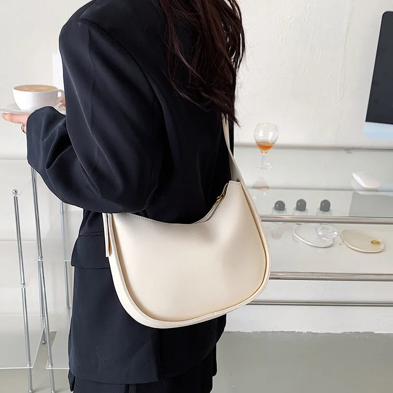 Shoulder Bag Half-circle Saddle Bag Cross-body Bag for Women