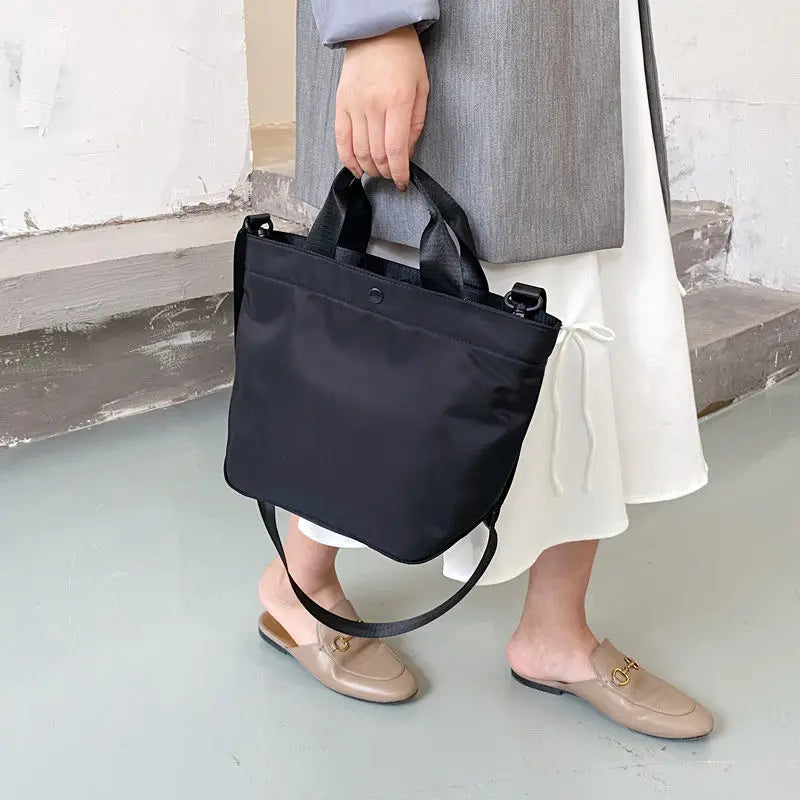 Large Capacity Nylon Shoulder Bag Waterproof Messenger Bag