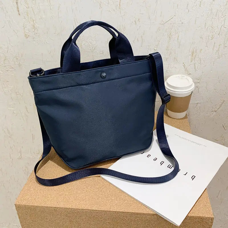 Large Capacity Nylon Shoulder Bag Waterproof Messenger Bag