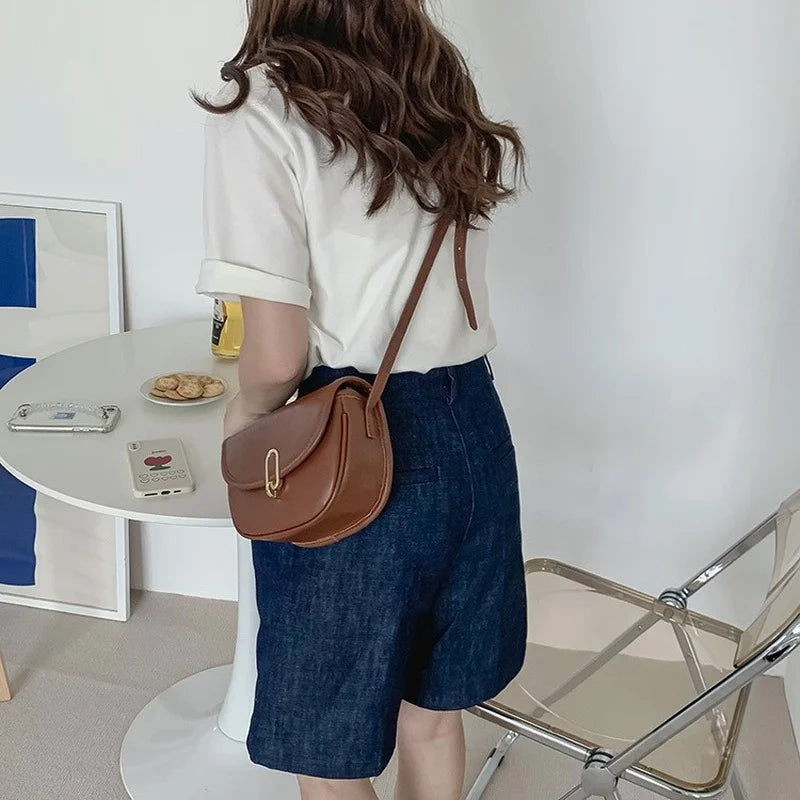 One-shoulder Saddle Bag Female Niche Online Celebrity Slung Wild Ins Explosion S