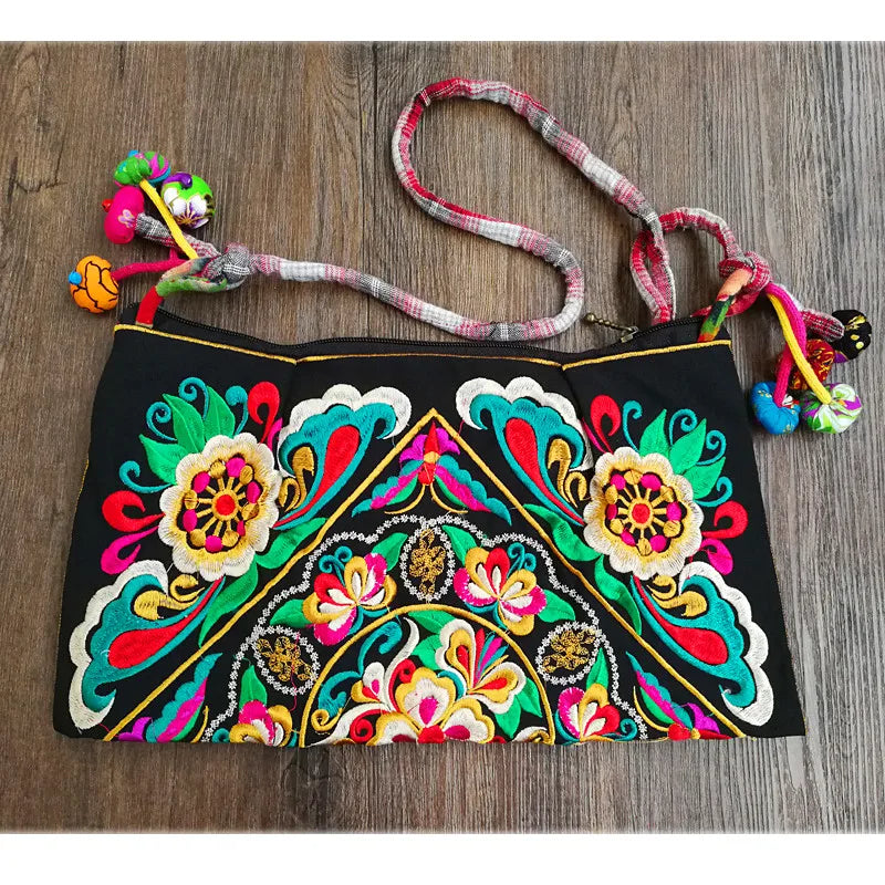 National embroidery canvas crossbody bag