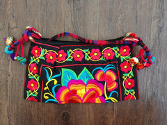 National embroidery canvas crossbody bag
