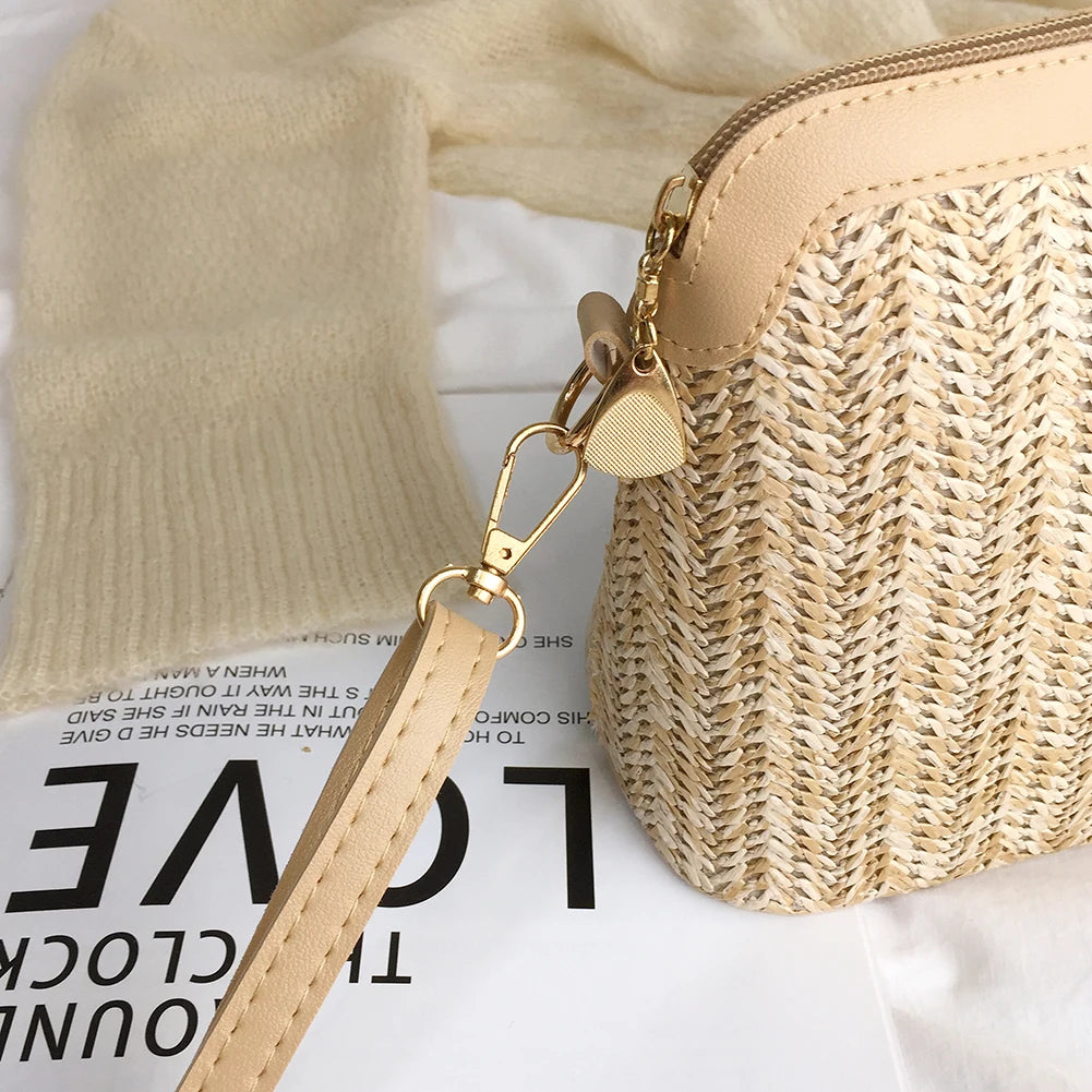 Fashionable Straw Crossbody Bag for Women - Beach Holiday Shoulder Bag