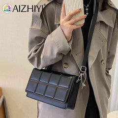 Plaid Crossbody Bag Lightweight Portable Casual for Weekend Vacation