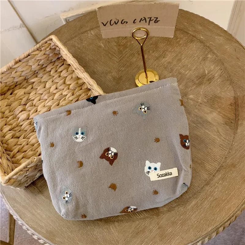 Embroidery Cat Cosmetic Bag Large Makeup Travel Beauty Case