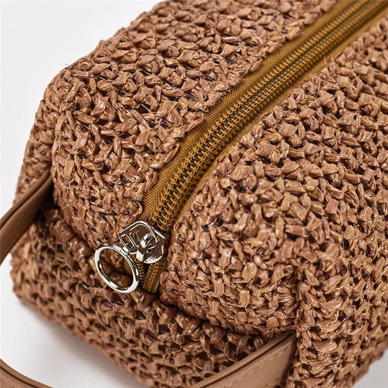 Women Grass Weave Makeup Bag Summer Travel Cosmetic Beauty Kit