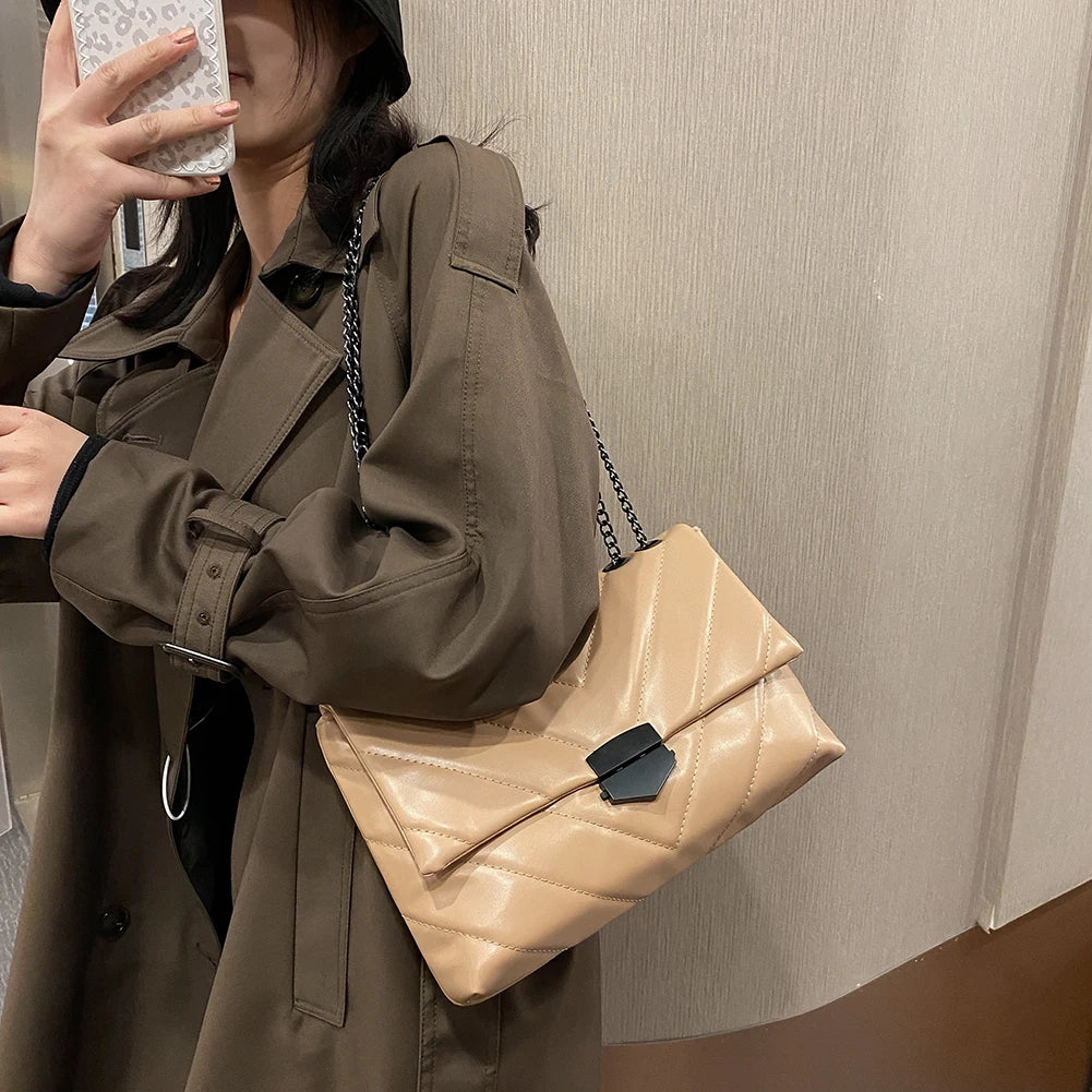 Women's Daily Crossbody Bag Leather Chain Handbag