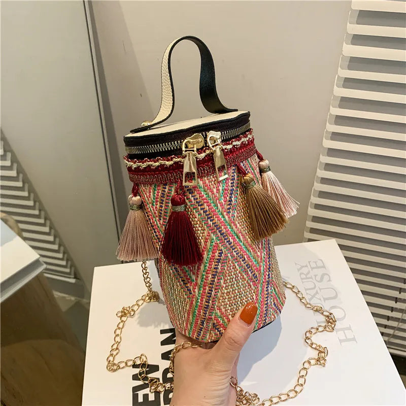 Vintage Ethnic Style Shoulder Bag Tassel Chain Ladies Crossbody Bag