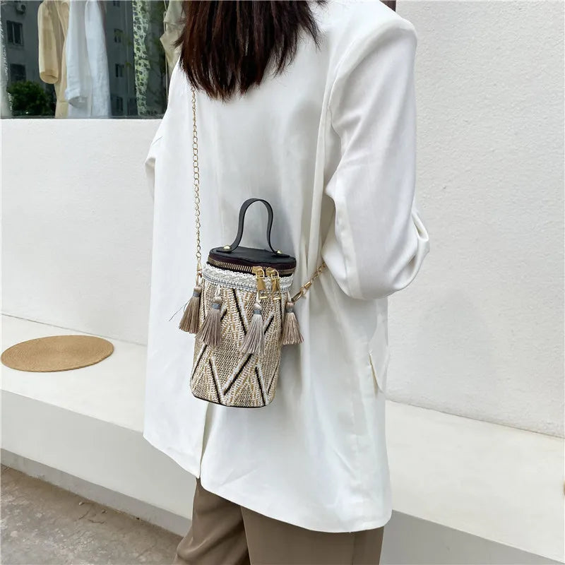 Vintage Ethnic Style Shoulder Bag Tassel Chain Ladies Crossbody Bag