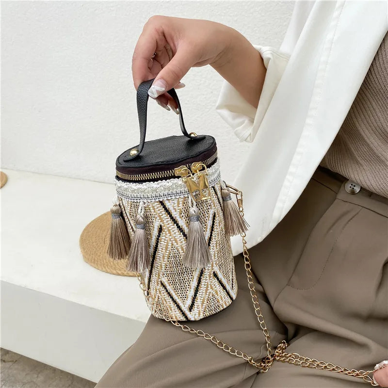 Vintage Ethnic Style Shoulder Bag Tassel Chain Ladies Crossbody Bag