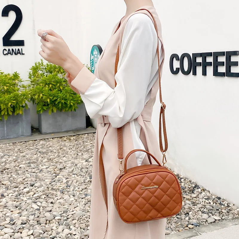 Large Capacity Embroidery Bag Female Lingge Messenger Bag
