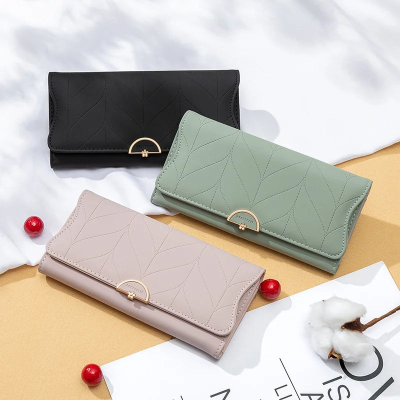 Prettyzys Women's Long Wallet with Buckle Pu Xiaoqing Novice Foreskin Clip Bag