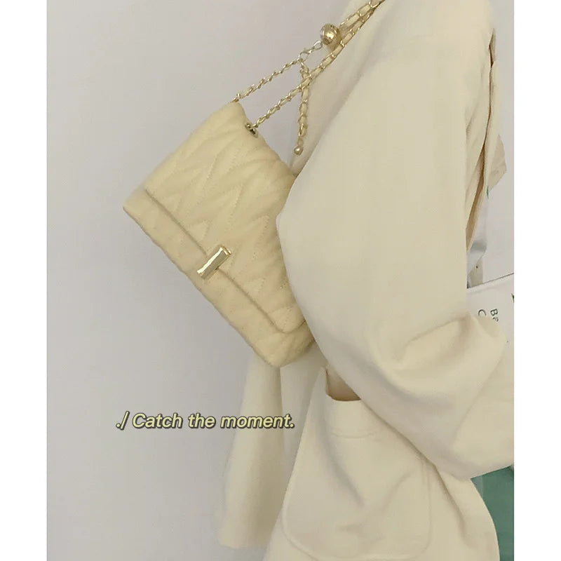 Crossbody Bags Women Lingge Chain Armpit Messenger Bag