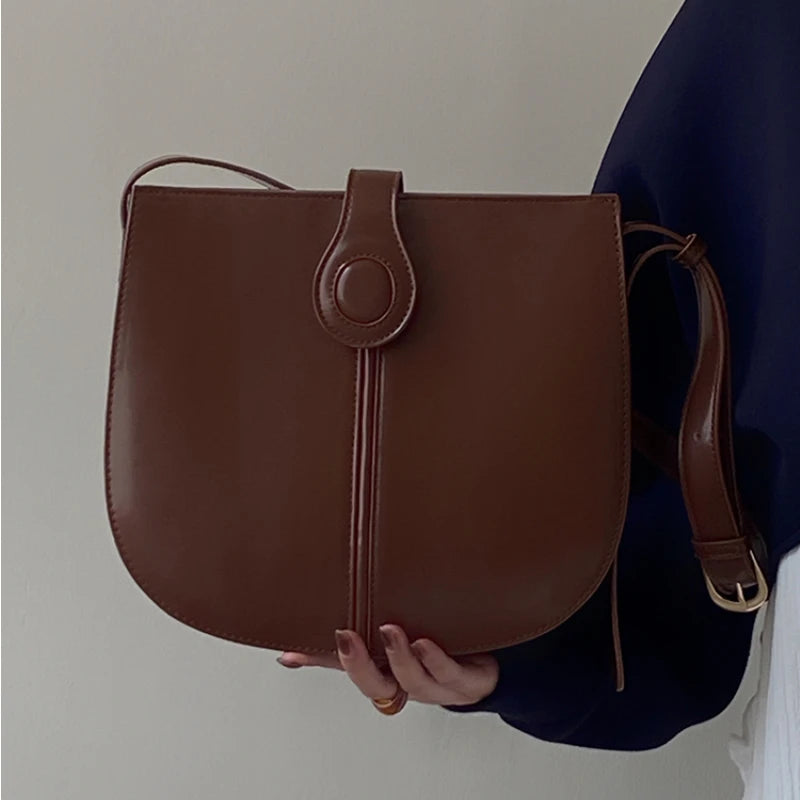 Women's Vintage Saddle Messenger Bag Large Capacity Shoulder Bucket Purse