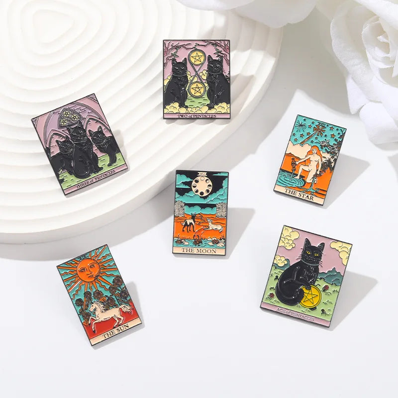 Punk Style Tarot Series Pin Set Skull Paint Moon Sun Star Backpack Accessory