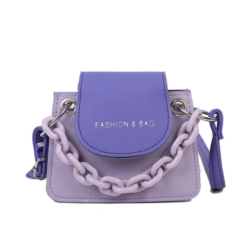 Qiaoduo Mini Crossbody Bag with Acrylic Chain - Lady Hit